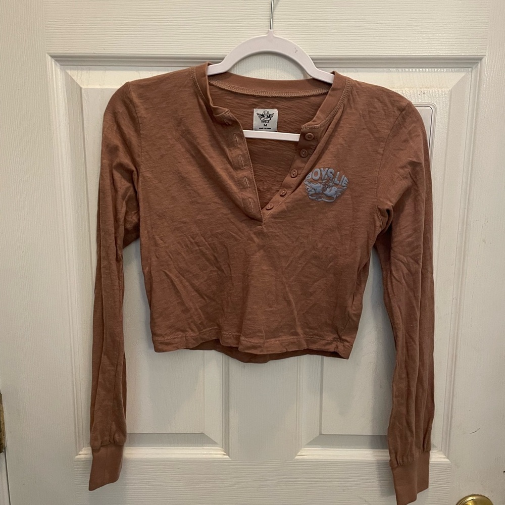 Boys Lie Cropped Henley in Dusty Mauve
